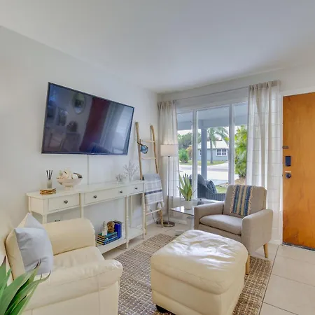 Vero Beach Vacation Rental About 3 Mi To The Ocean!
